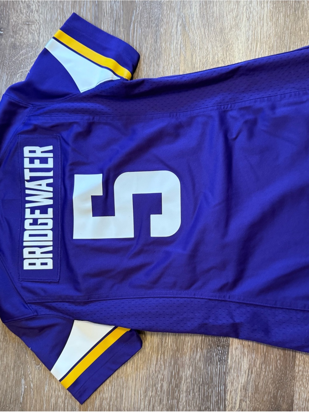 NFL Purple Minnesota Vikings Bridgewater 5 Nike Football Jersey - Sz M - NEW - Picture 10 of 14